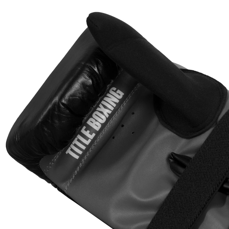 TITLE Boxing Pro Leather Bag Gloves 3.0 hand view