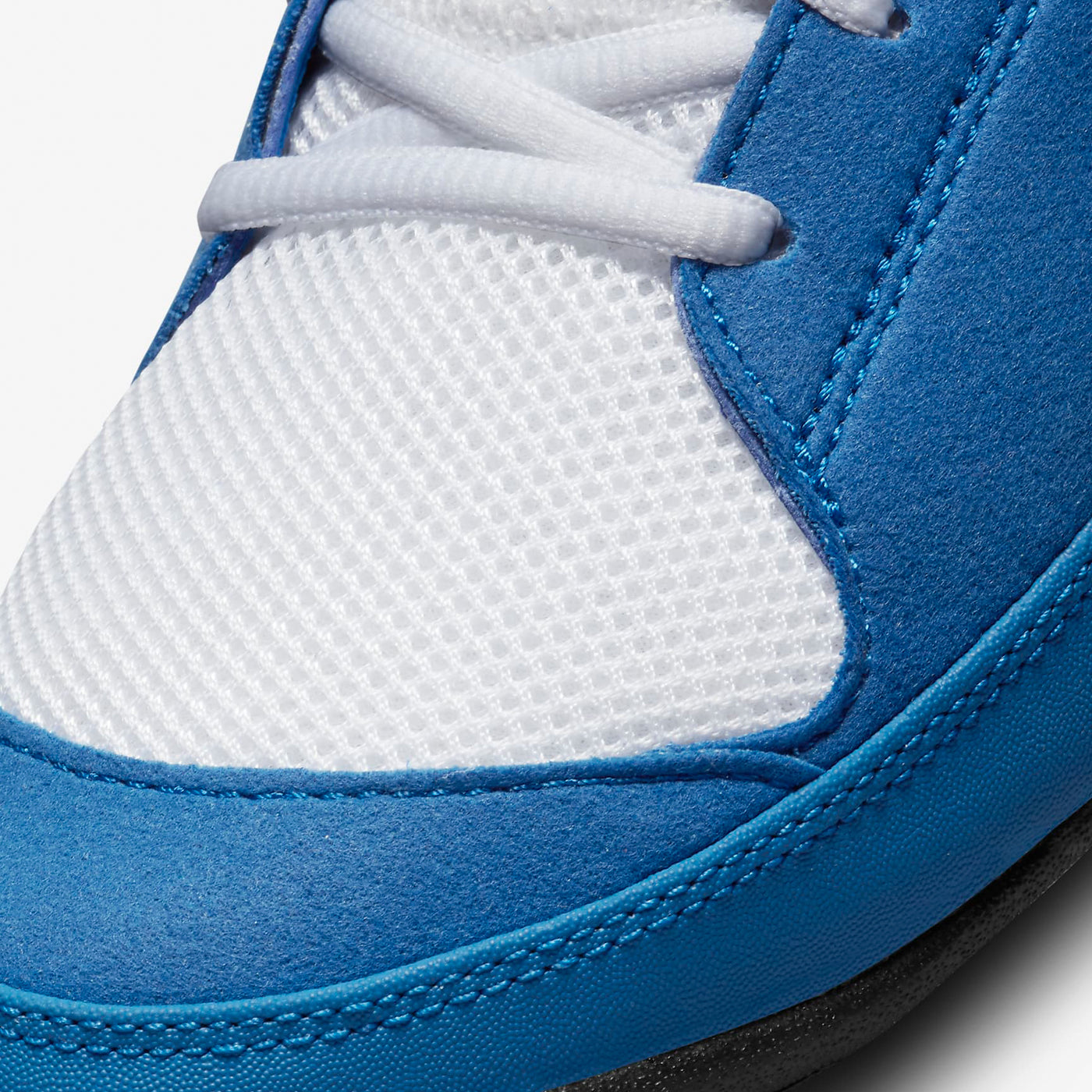 variant:Royal/White/Black::NIke Fury Bots toes shoe view