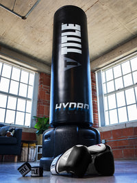 variant:lifestyle::TITLE Boxing Home Conditioning Bundle home setup view