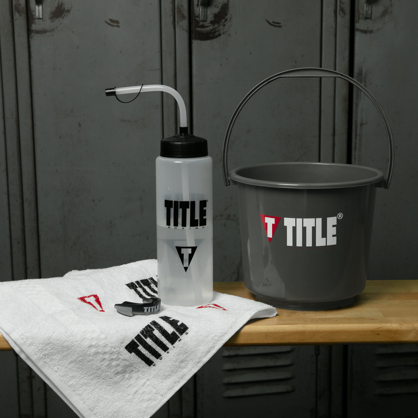 variant:lifestyle::TITLE Boxing 5 Quart Corner Spit Bucket in the gym