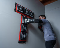 variant:lifestyle::TITLE Boxing Combination Punching Pad Rudy hitting middle pad