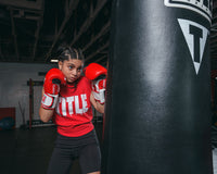variant:red/white/black::TITLE Classic Leather Super Bag Gloves 2.0 girl close up heavy bag