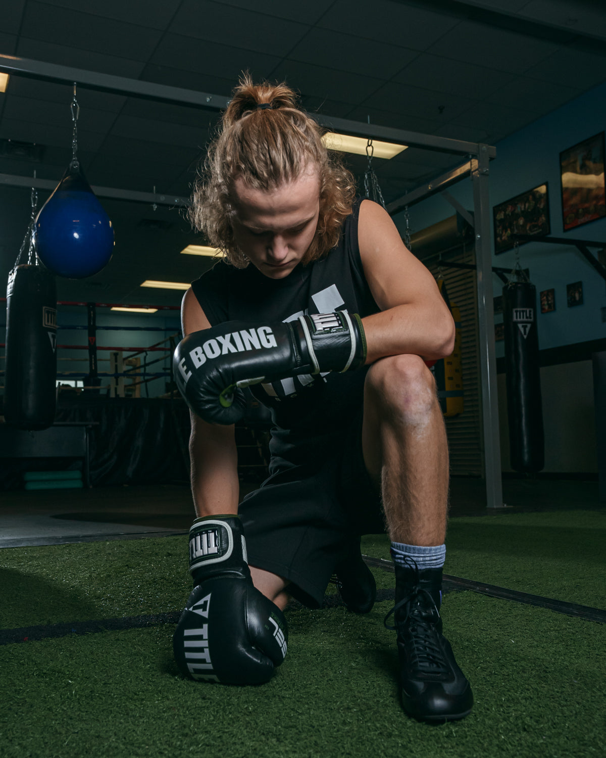 TITLE Boxing Gel Soft Strike Bag Boxing Gloves