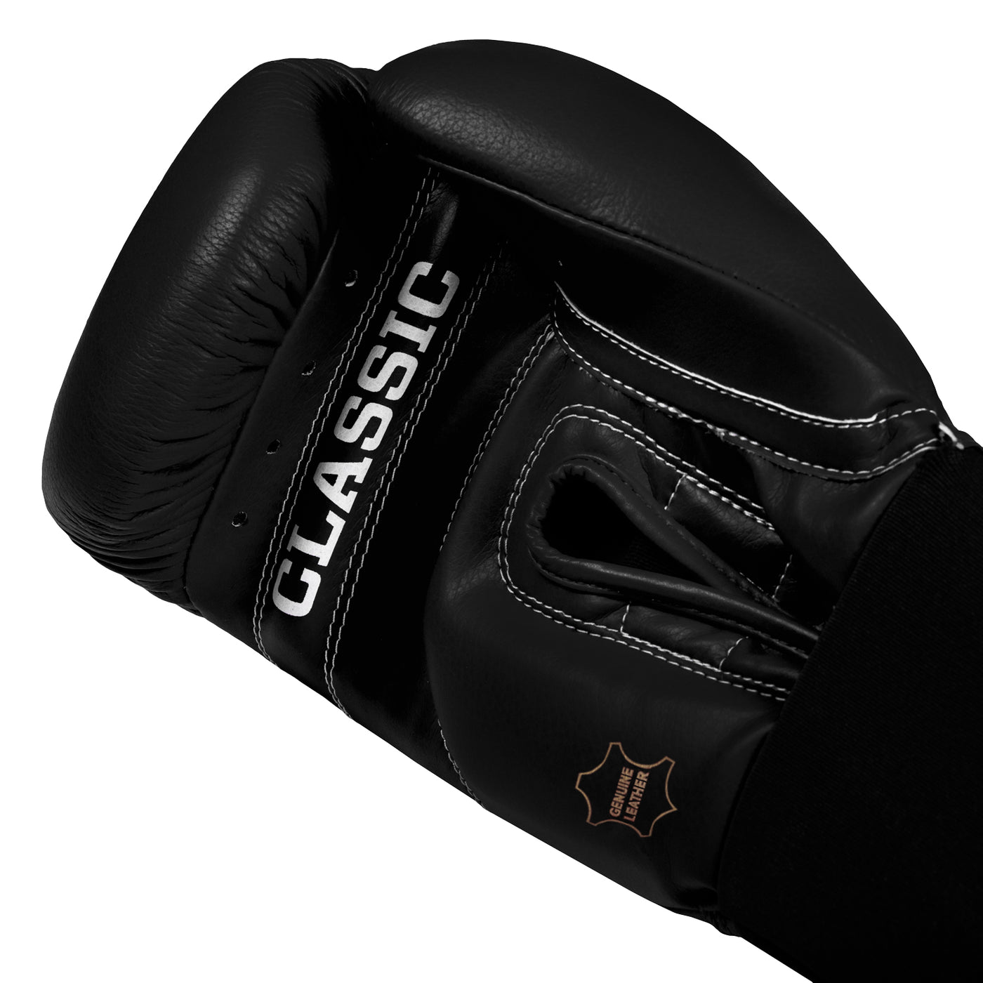 variant:lifestyle::TITLE Classic Sparring Partner Bundle gloves palm glove closeup