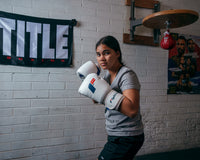 variant:white::Fighting Leather Heavy Bag Gloves boxing stance