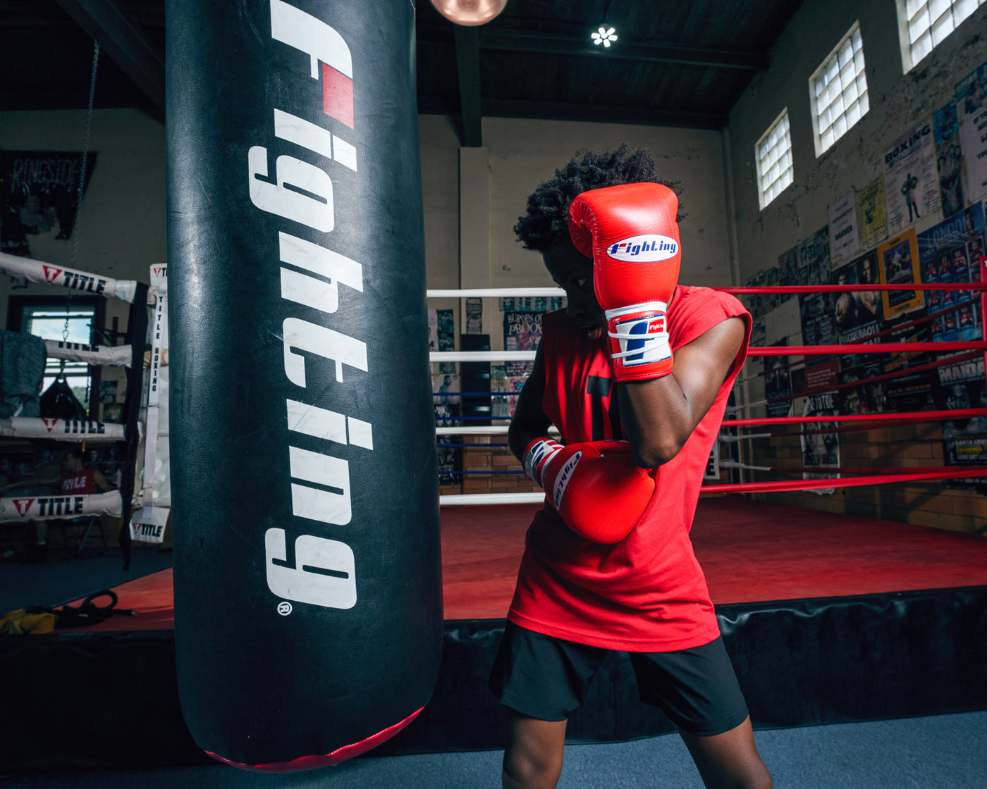variant:Red::Fighting Fearless Certified Pro Fight Gloves II kid left hand up