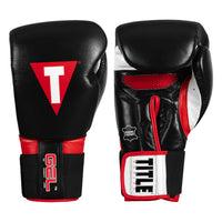 variant:lifestyle::TITLE Boxing Gel Generation Leather Bag Gloves main view