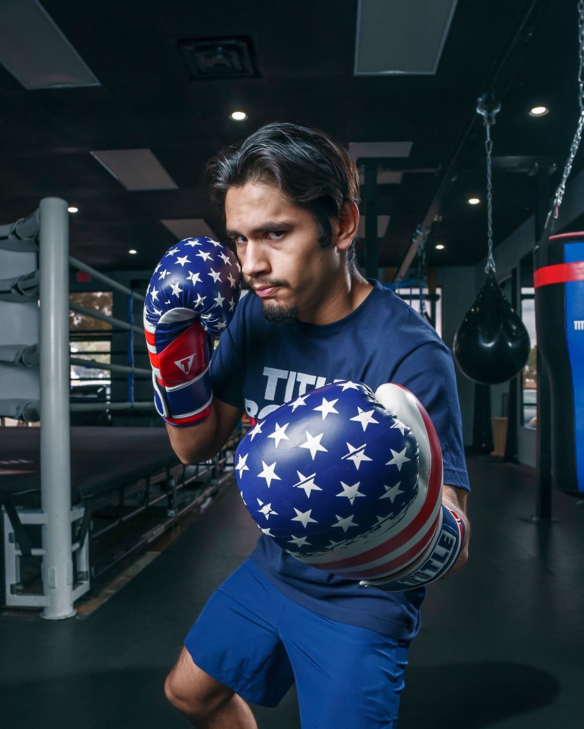 variant:red/white/blue::TITLE Boxing Liberty Bag Gloves boxing stance
