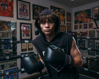 variant:black::TITLE Boxing Old School Leather Bag Gloves 2.0 gloves up