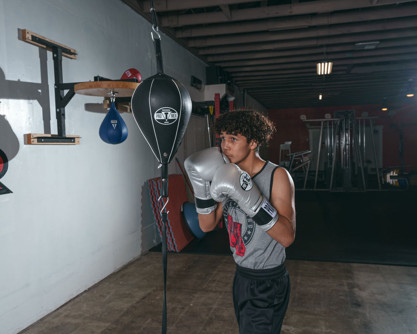 color:7" x 11"::Pro Mex Professional Double End Bag V2.0 boxing stance double end bag