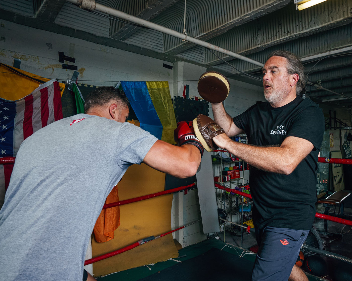 variant:lifestyle::TITLE Boxing Retro Old School Punch Mitts coach and boxer