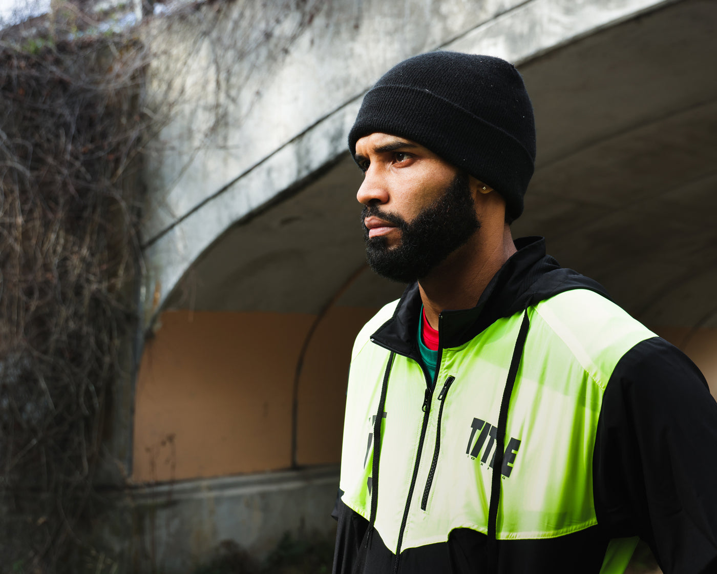 variant:Black/Hi-Vis Yellow::TITLE Boxing Lightweight Road Work Jacket on athlete outside