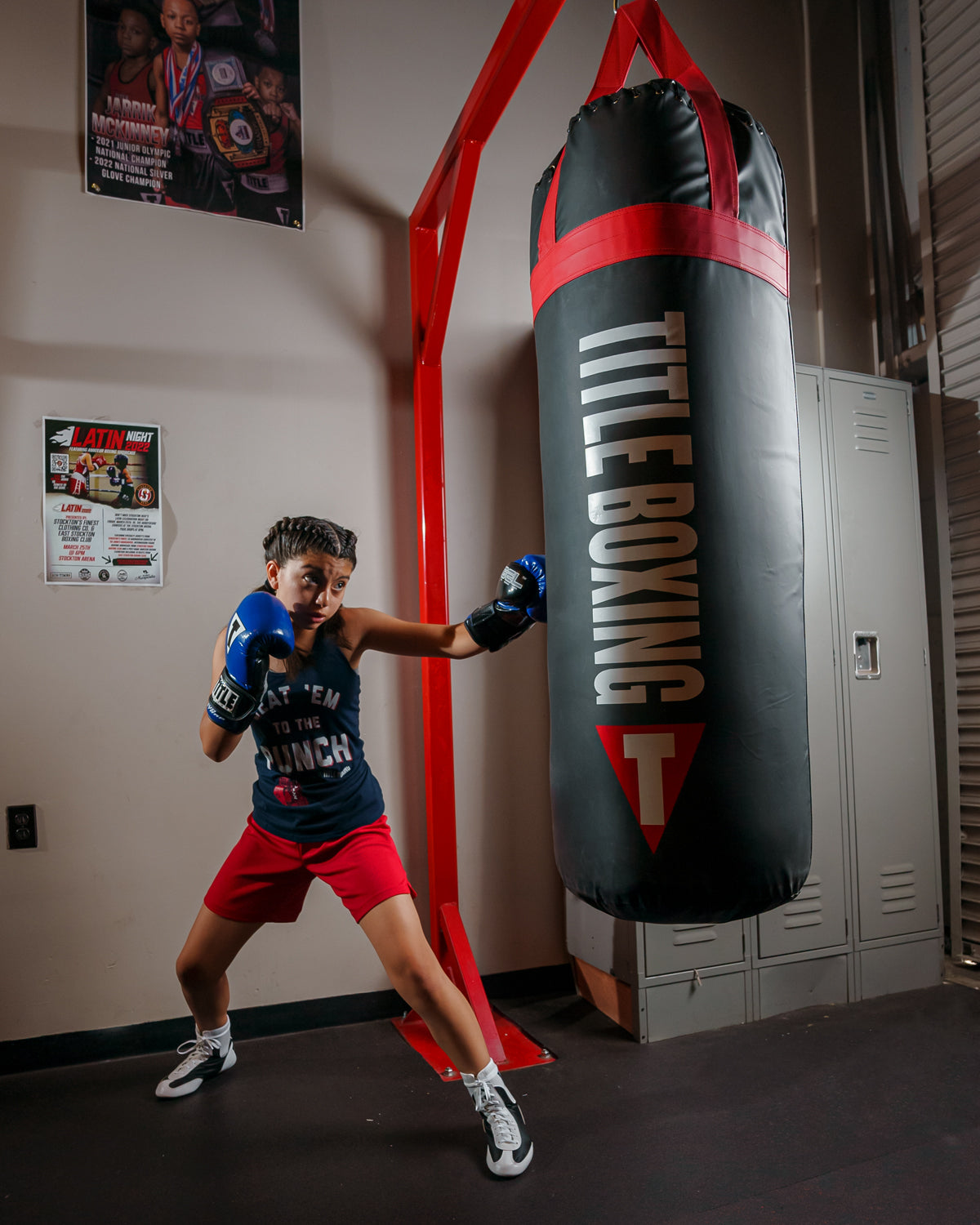 variant:lifestyle::TITLE Boxing Titanic Flex-Strike Heavy Bag