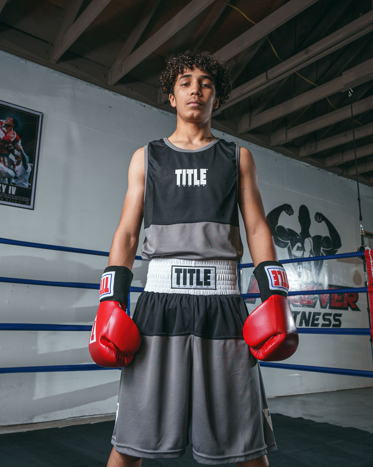 variant:grey/black::TITLE Boxing Latitude Amateur Boxing Set
