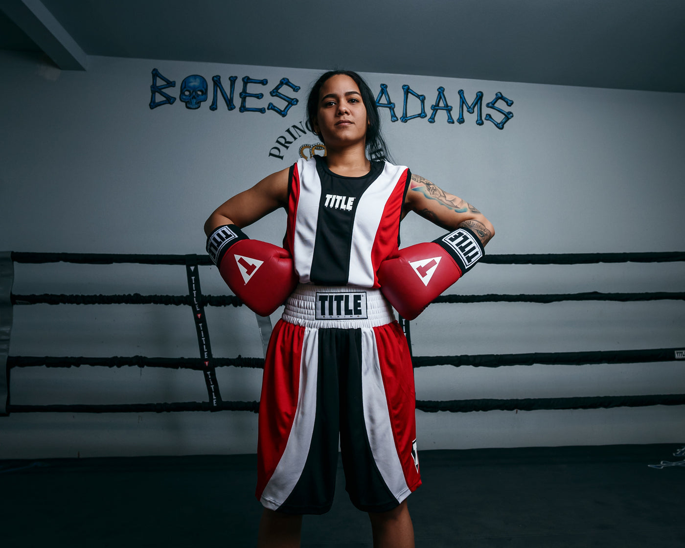 variant:red/white/black::TITLE Boxing Momentum Amateur Boxing Set girl hands on hips