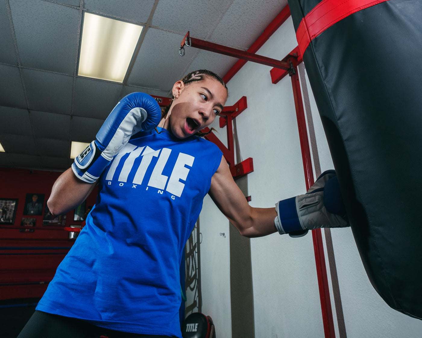 variant:Blue/White::TITLE Boxing Iconic Block Muscle Tee 