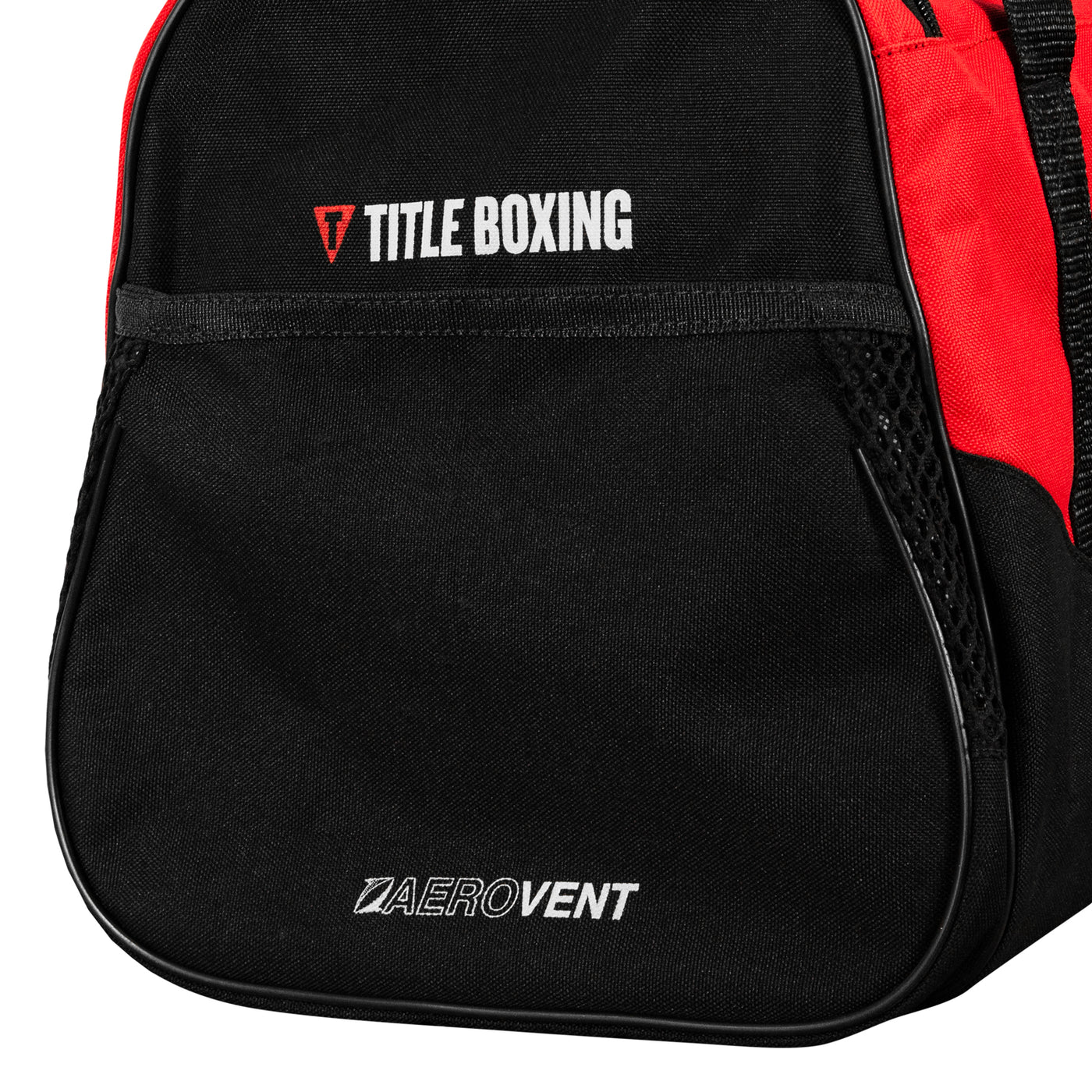 variant:lifestyle::close view of pocket on sports equipment bag