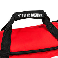 variant:lifestyle::close view of the handle of a sports equipment bag