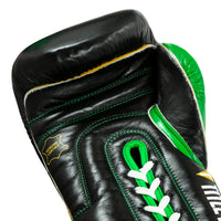 variant:lifestyle::WBC by TITLE Boxing Sparring Gear Bundle single glove palm view closeup