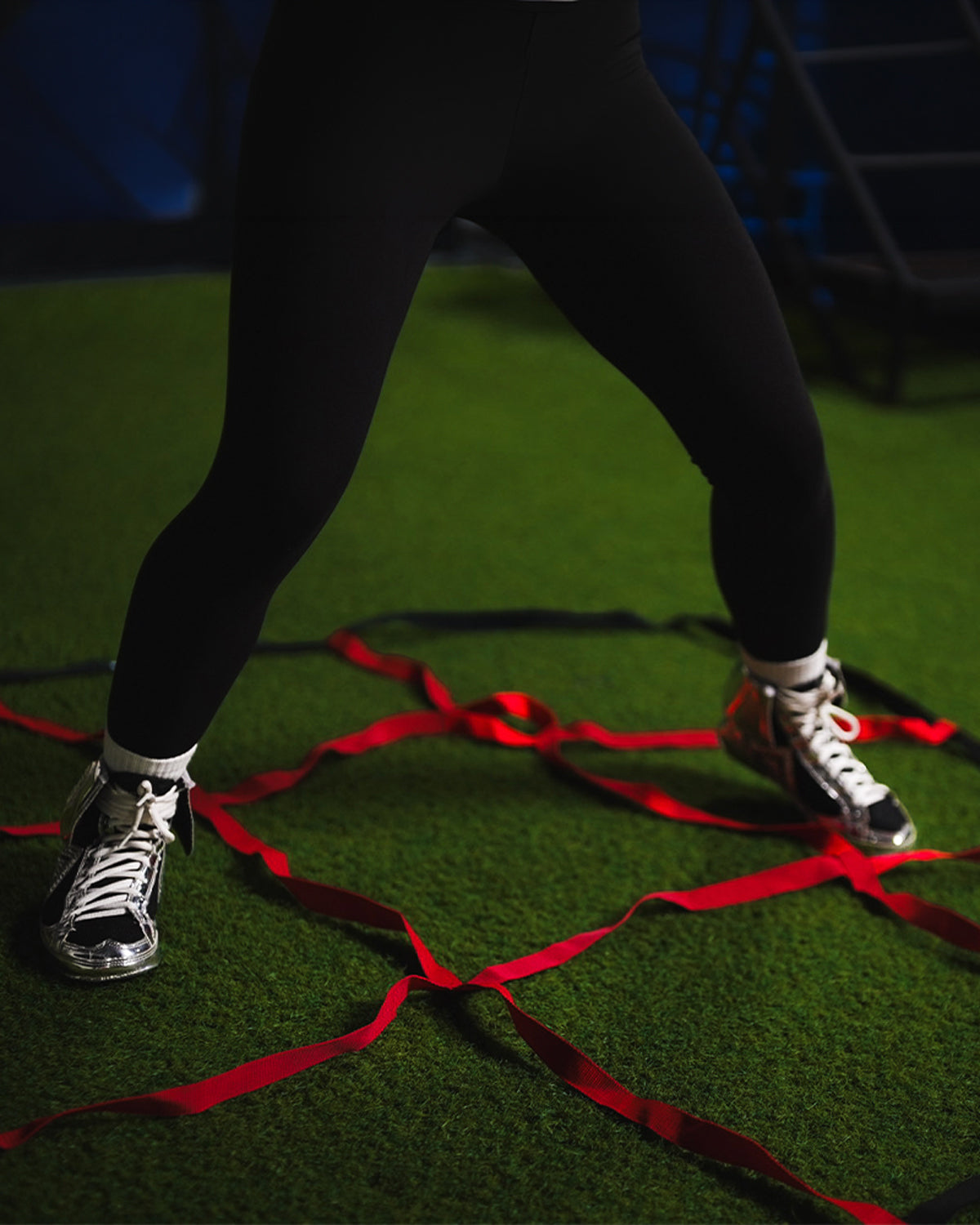 variant:lifestyle:TITLE Boxing Agility Cube 2.0 being used on gym floor