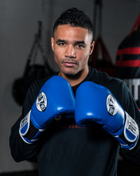variant:Blue::Pro Mex Professional Bag Gloves V3.0 man with gloves up