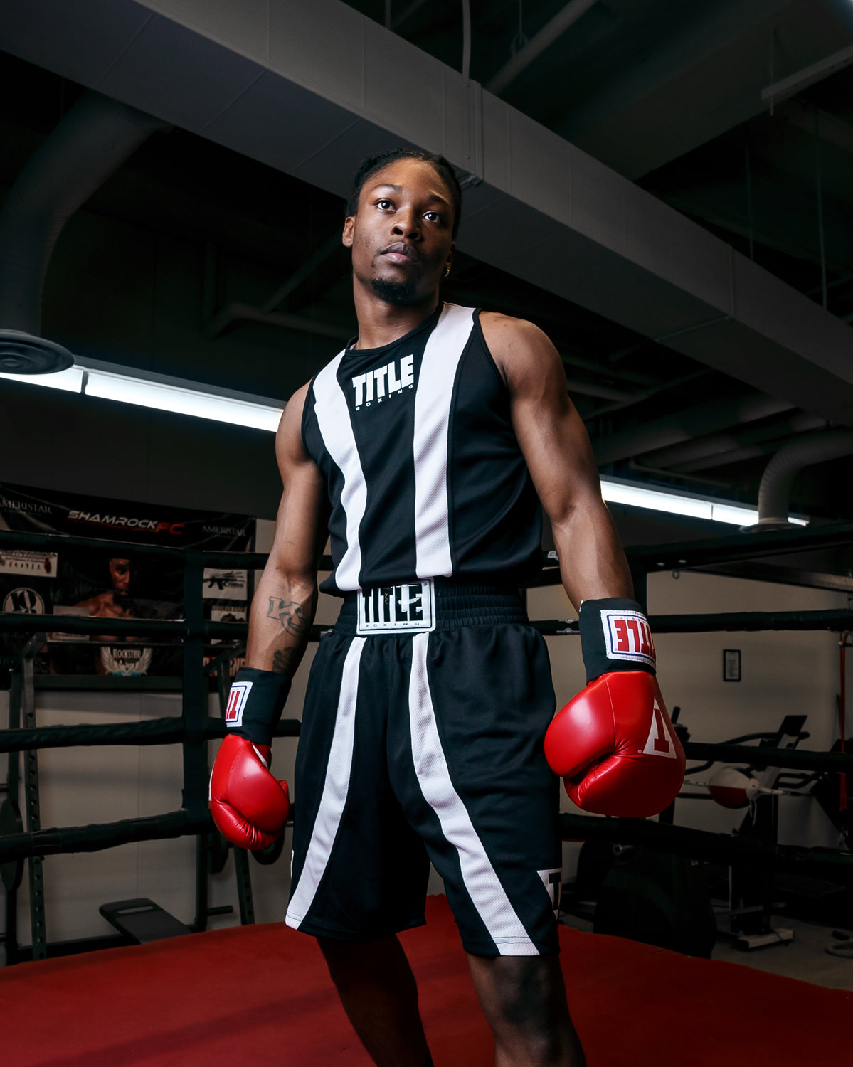 variant:black/white::TITLE Boxing Momentum Amateur Boxing Set guy standing in ring