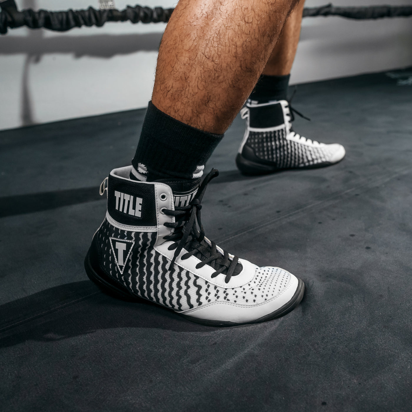 variant:black/white::TITLE Predator II Boxing Shoes guy wearing