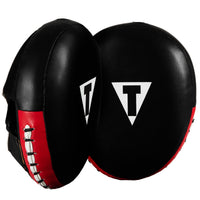 variant:lifestyle::TITLE Boxing Air Vent Technology Punch Mitt side view