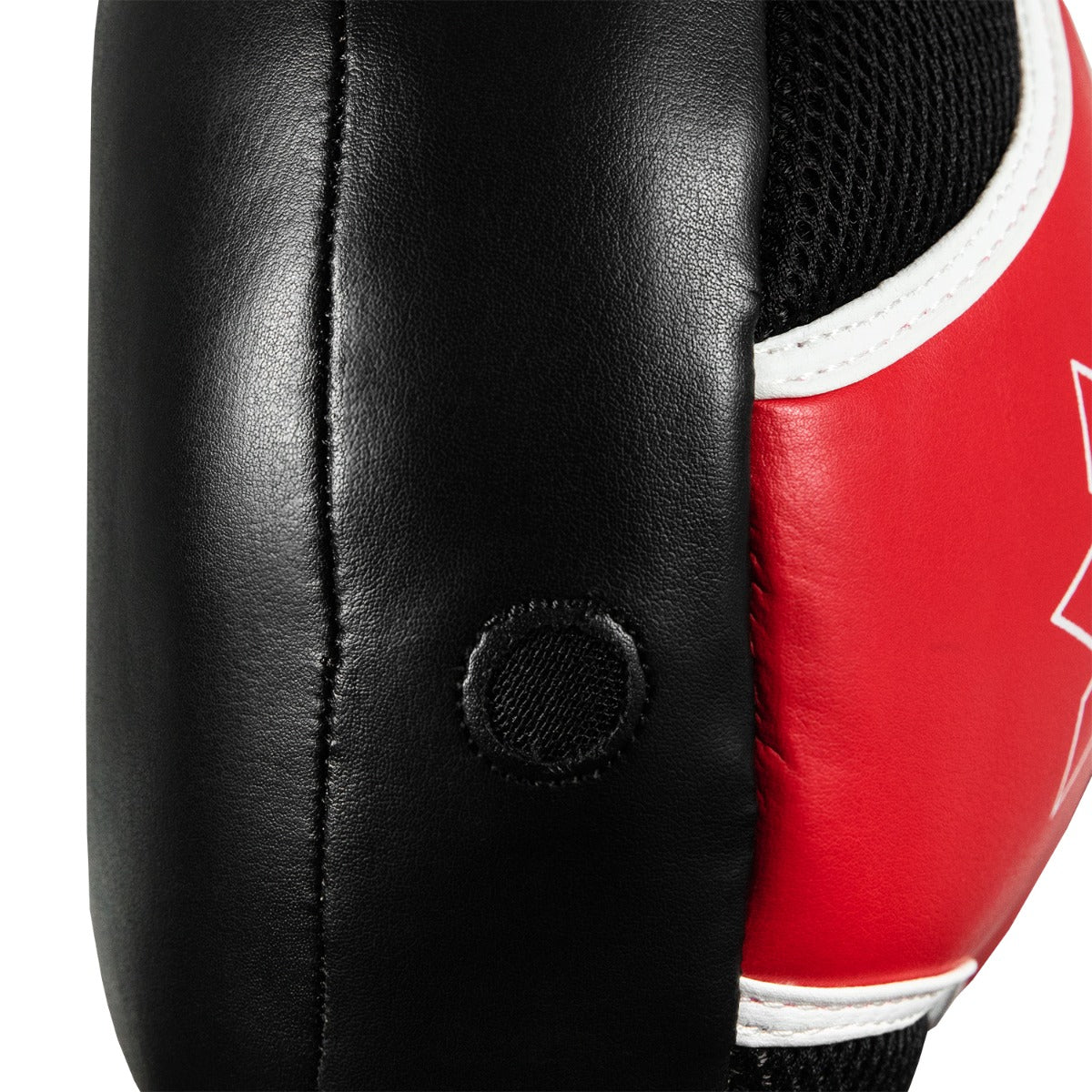 variant:lifestyle::TITLE Boxing Air Vent Technology Punch Mitt close up view