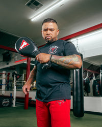 variant:lifestyle::TITLE Boxing Duo Target Training Paddle