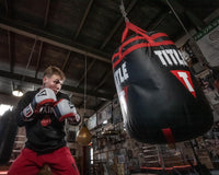 variant:lifestyle::TITLE Boxing Extra-Wide Load Body Bag