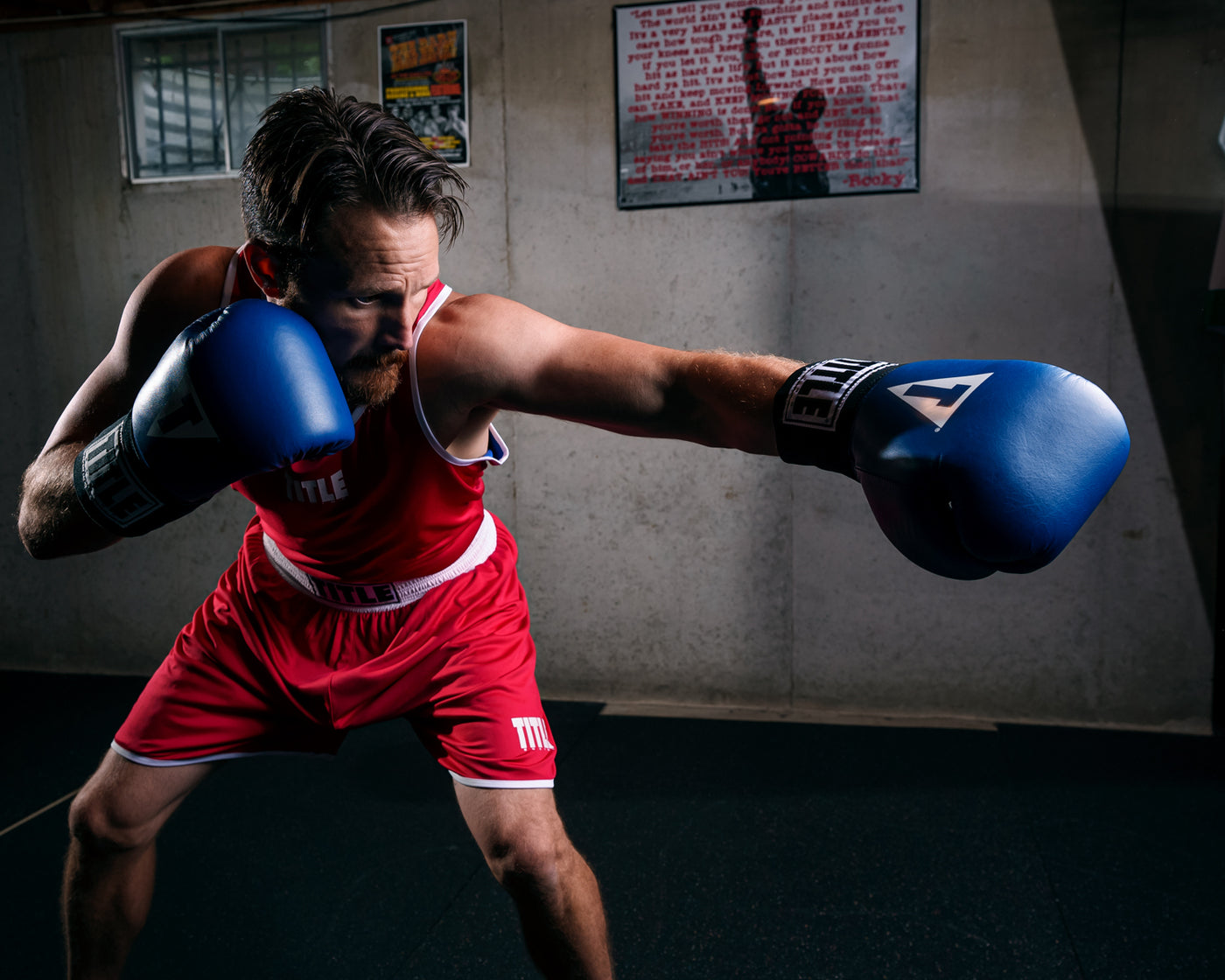 variant:blue::TITLE Boxing Masters USA Boxing Competition Gloves - Elastic guy left jab