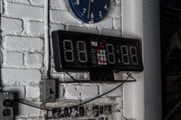 variant:lifestyle::TITLE Platinum Professional Fight & Gym Timer in a boxing gym