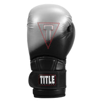 variant:lifestyle::TITLE Platinum Proclaim Boxing Training Gloves third view