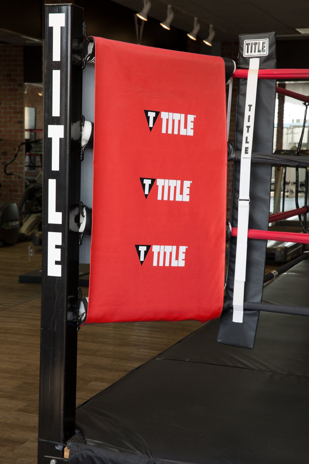 color:red/white/blue::TITLE Boxing Pro Turnbuckle Corner Wraps Set main view