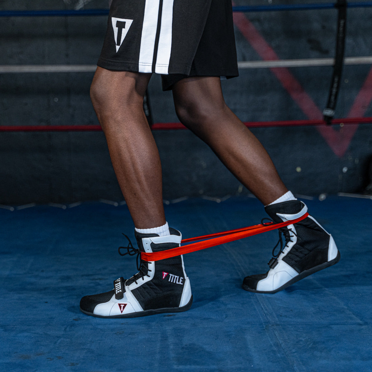 variant:lifestyle::TITLE Boxing Power Stance Resistance Bands