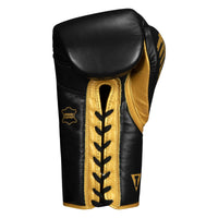 variant:lifestyle::TITLE Boxing Roberto Duran Leather Sparring Gloves fourth view
