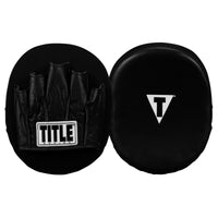 variant:lifestyle::TITLE Boxing Razor Punch Mitts 2.0 main view