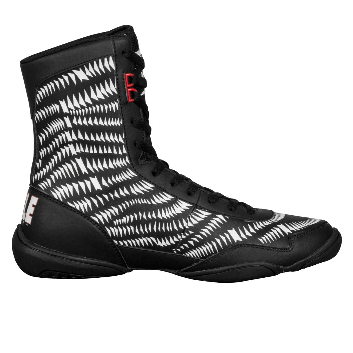 variant:Black/White::TITLE Boxing Predator Shoes 2.0 right view