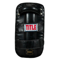 variant:lifestyle::TITLE Classic Pro Leather Thai Pads 3.0 (pair) back view