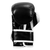 variant:Black/White::TITLE Boxing Youth Bag Gloves hand view