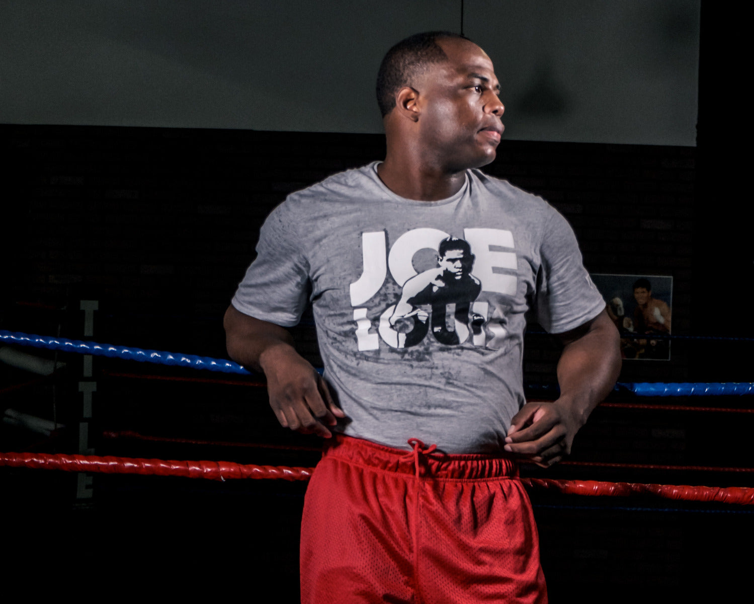 Royal Navy Title Boxing Ali Three Time Heavy Weight Champ Legacy T-Shirt 